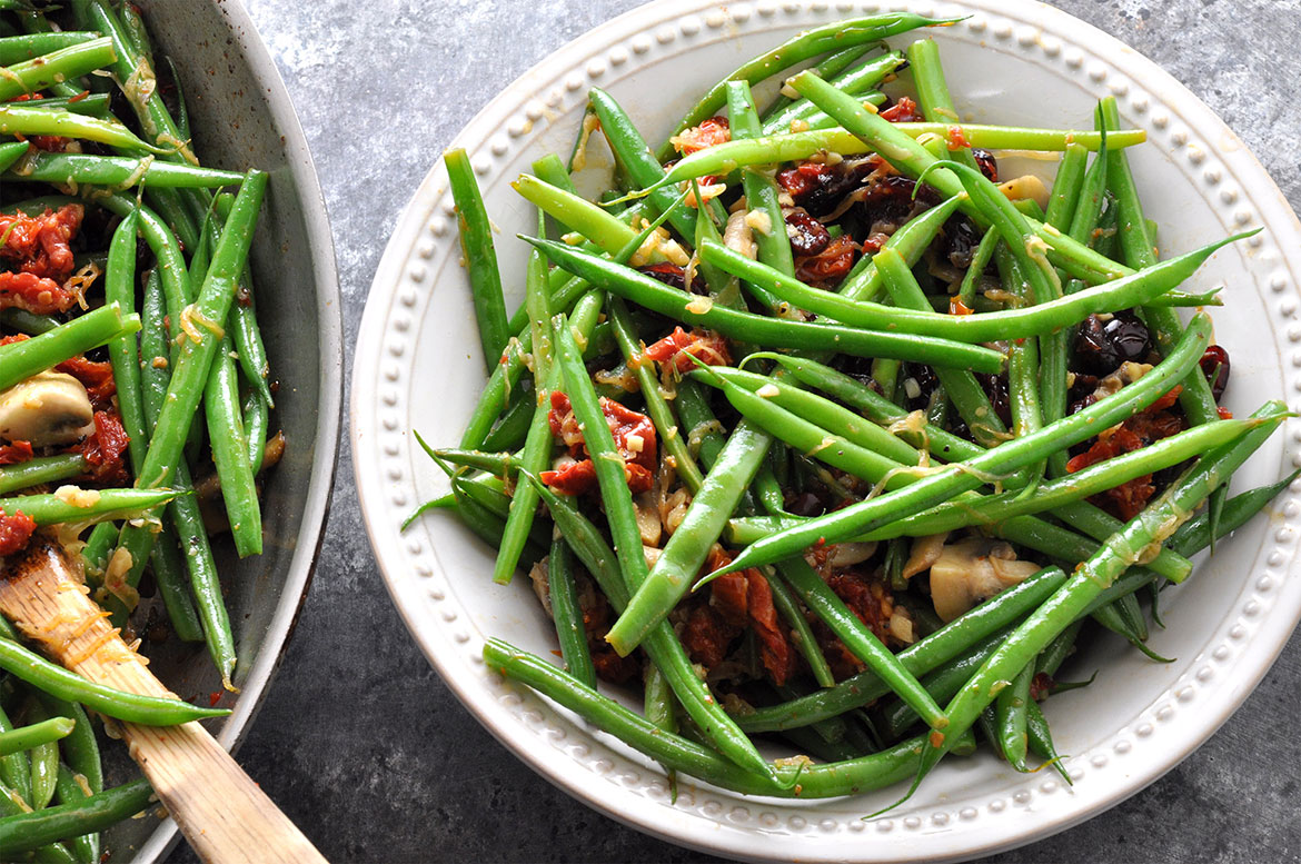 Sauteed Green Beans with Extra Flavor