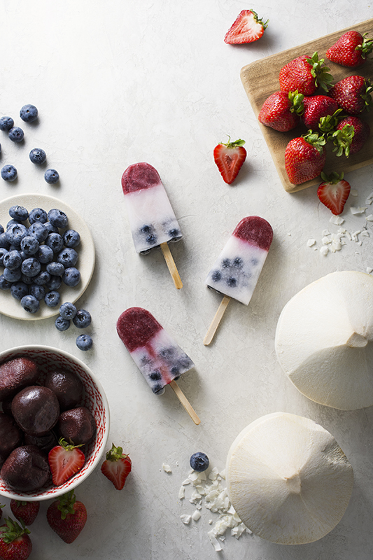 Red, White and Blue Popsicles l red white and blue berry popsicles