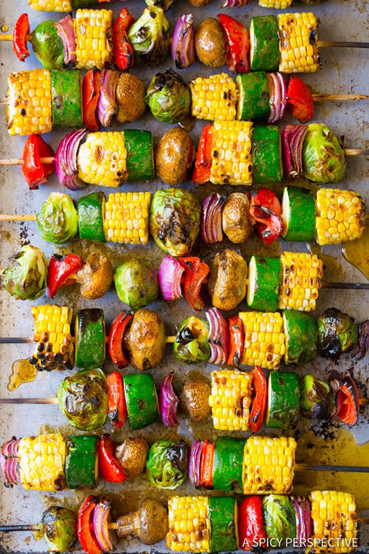 20 Healthy Tailgating Recipes that Score l grilled fajita vegetable skewers