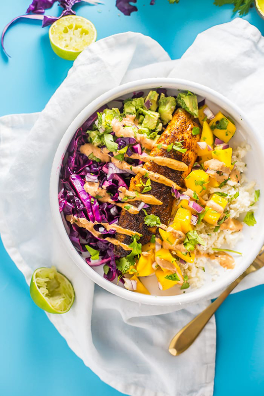 The Best of Whole30 Recipe Roundup l fish taco bowls with mango salsa 
