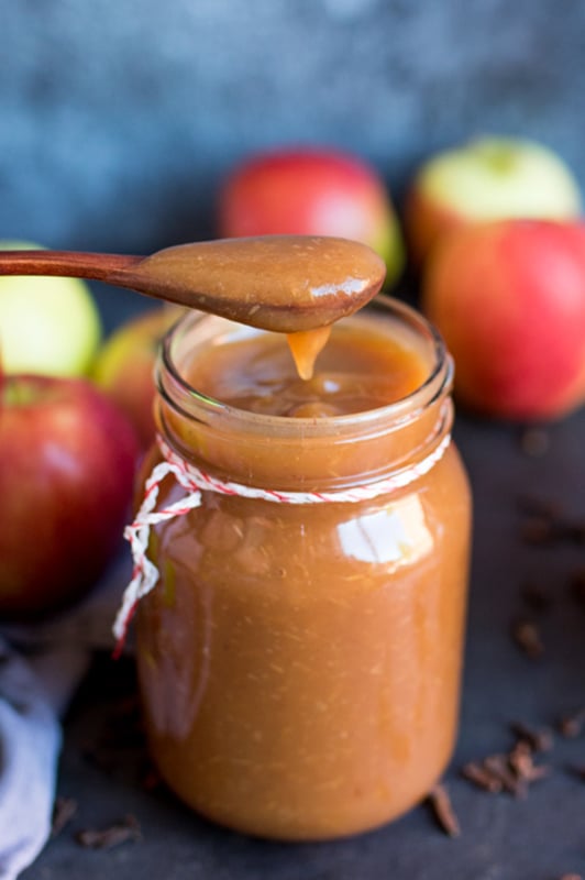 20+ Amazing Apple Recipes for the Fall l easy stovetop apple butter