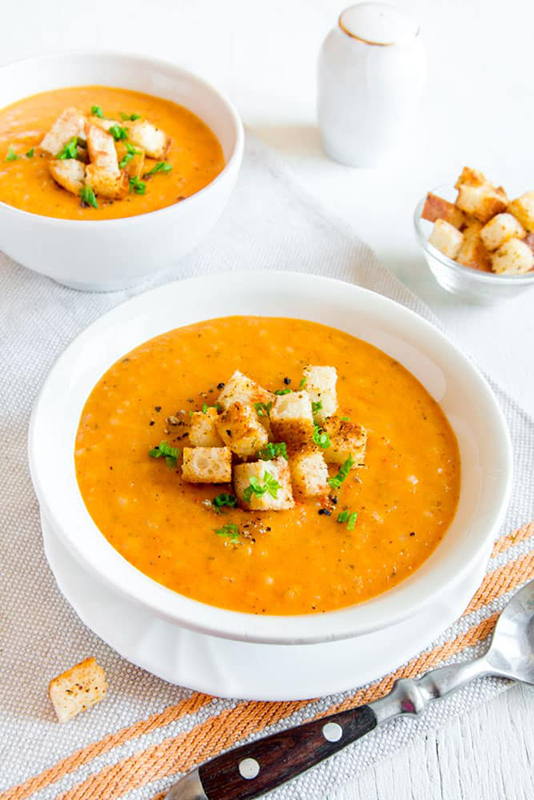 25 delicious ways to spice up National Pepper Month l sweet pepper soup